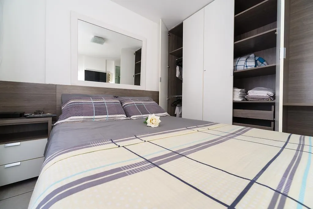 Studio Home Service Em Boa Viagem - Limpeza Lavanderia Internet Recife Apartment