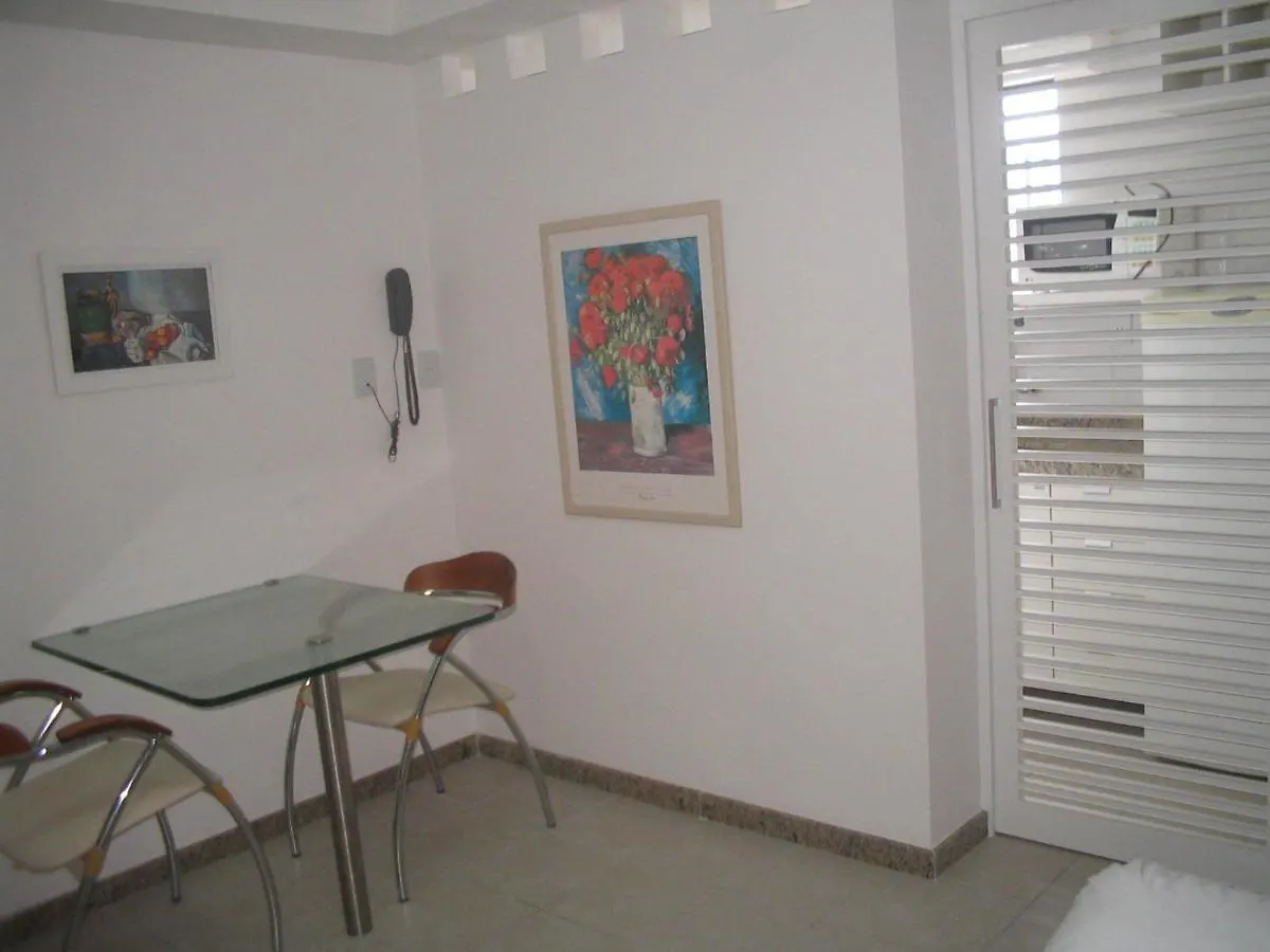 Apartment Studio Home Service Em Boa Viagem - Limpeza Lavanderia Internet Recife